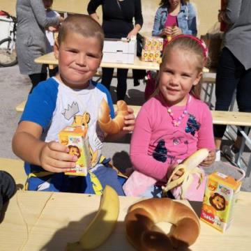 72203794_963495884032153_6873038247400833024_n