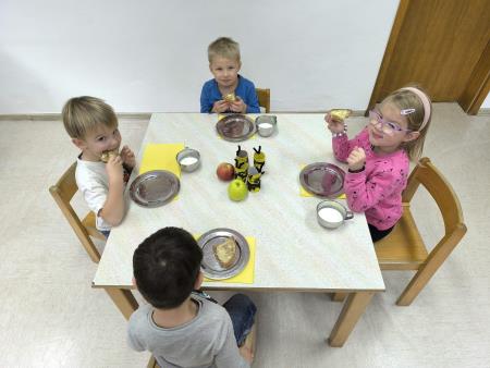 3c1476404d2670db42f6b0ad751c2a4a