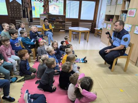 27460842d2786056b0c8f8bffb152dbe