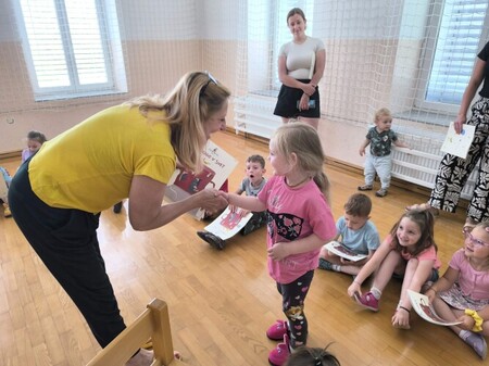 6da88fc55085fd7b75c461c255d24653